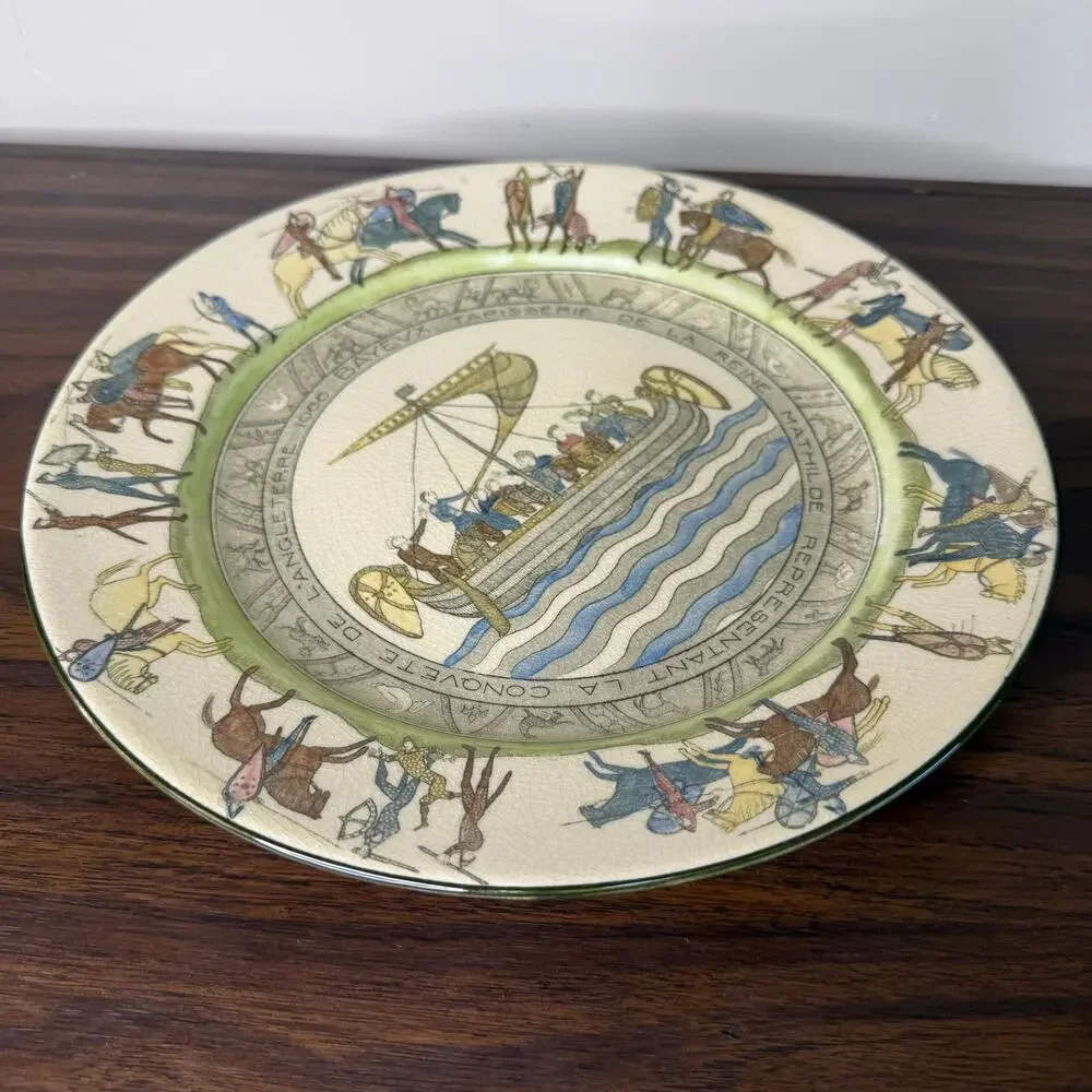 Decorative Plate Bayeux Tapestry Medieval Scene Battle of Hastings
